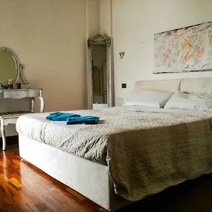  Apartamento 100 Viale Italia